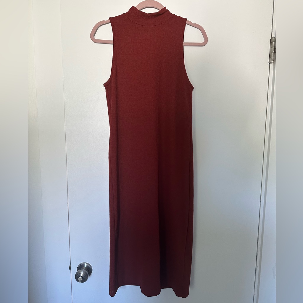 Rust Midi With Buttoned Back
